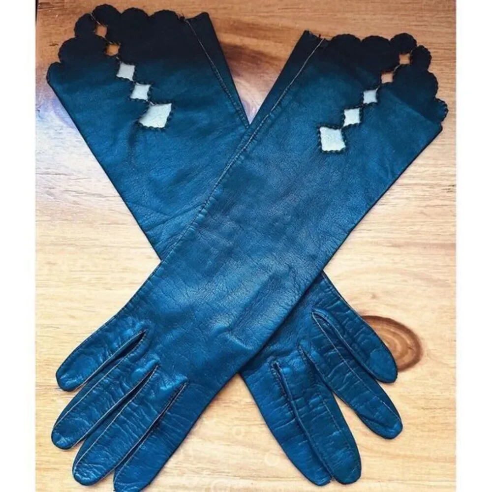 Vintage Ladies Soft Black Leather Gloves Size 6 In Good Condition Detail Design